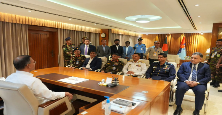 প্রথমবারের মতো সশস্ত্র বাহিনী বিভাগে অফিস করলেন তারেক রহমান