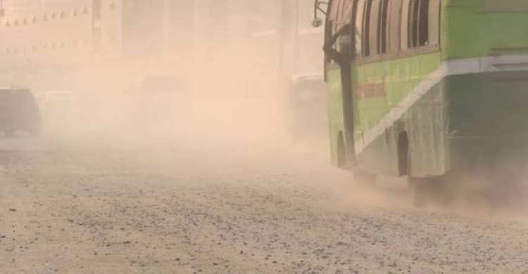 বাতাসে অদৃশ্য হুমকি! একিউআই সূচকে জানা যায় আপনার শহর কতটা ঝুঁকিতে