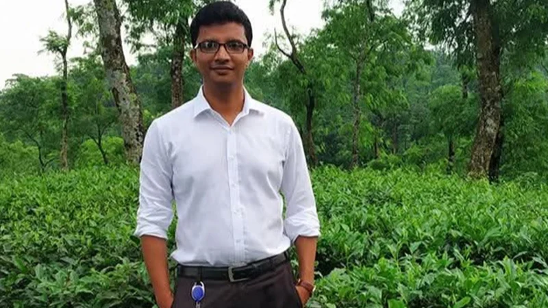 নওগাঁয় বেওয়ারিশ লাশ উদ্ধারের পর পরিচয় মিলল রাজস্ব কর্মকর্তার