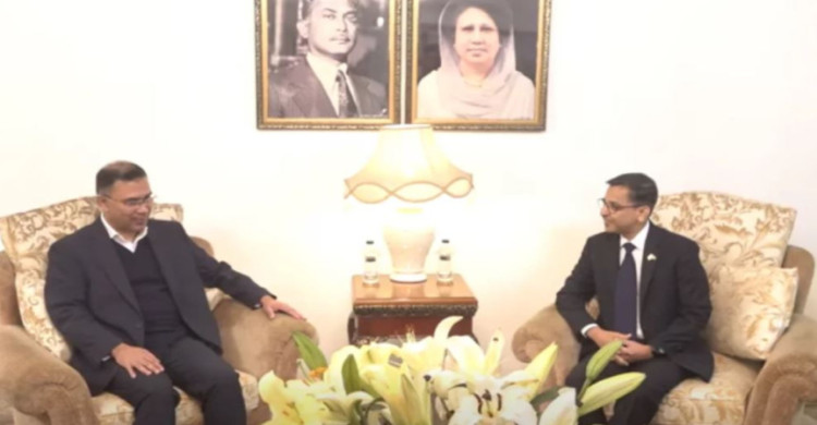 তারেক রহমানের সঙ্গে ভারতীয় হাইকমিশনারের সৌজন্য সাক্ষাৎ